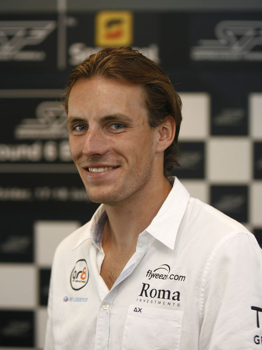 Yelmer Buurman in burger.jpg